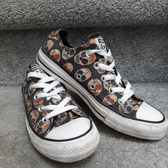 sugar skull chucks